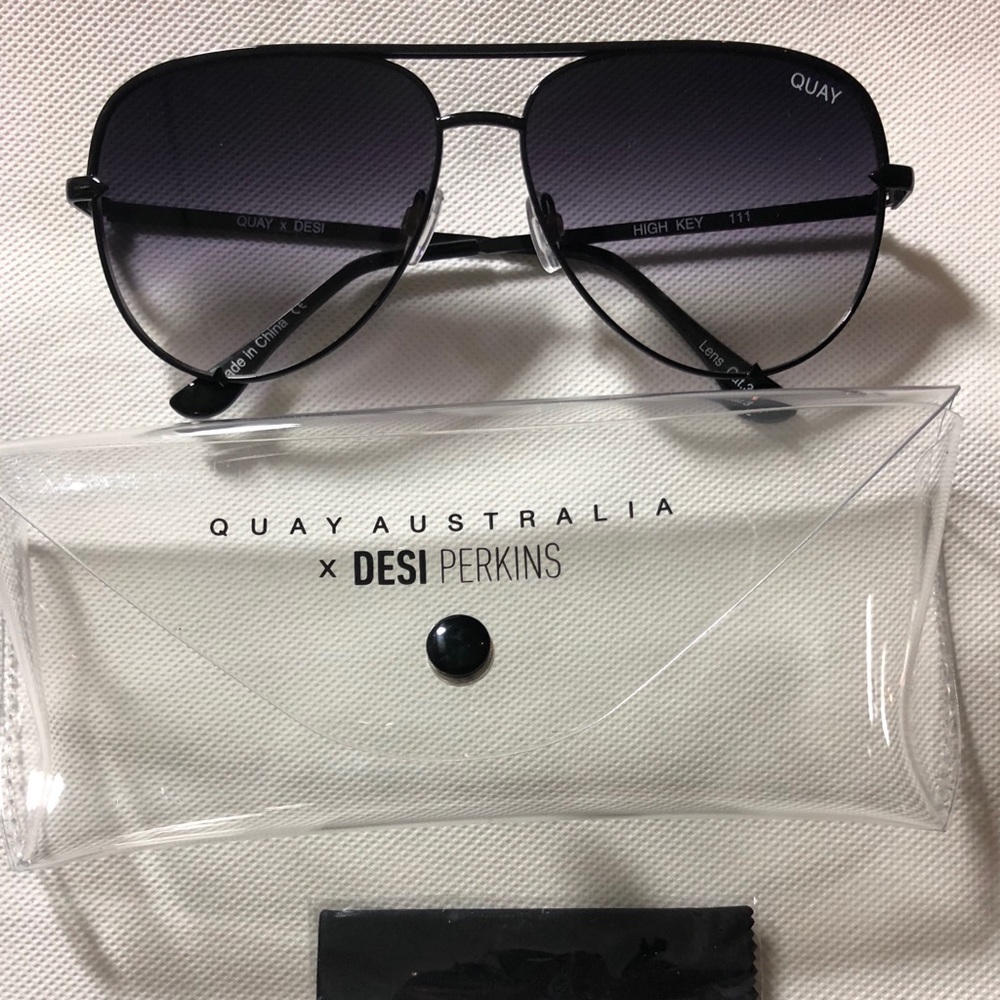 Authentic Desi Perkins x Quay sun glasses
